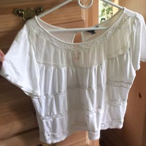 American Eagle Outfitters large short sleeve shirt